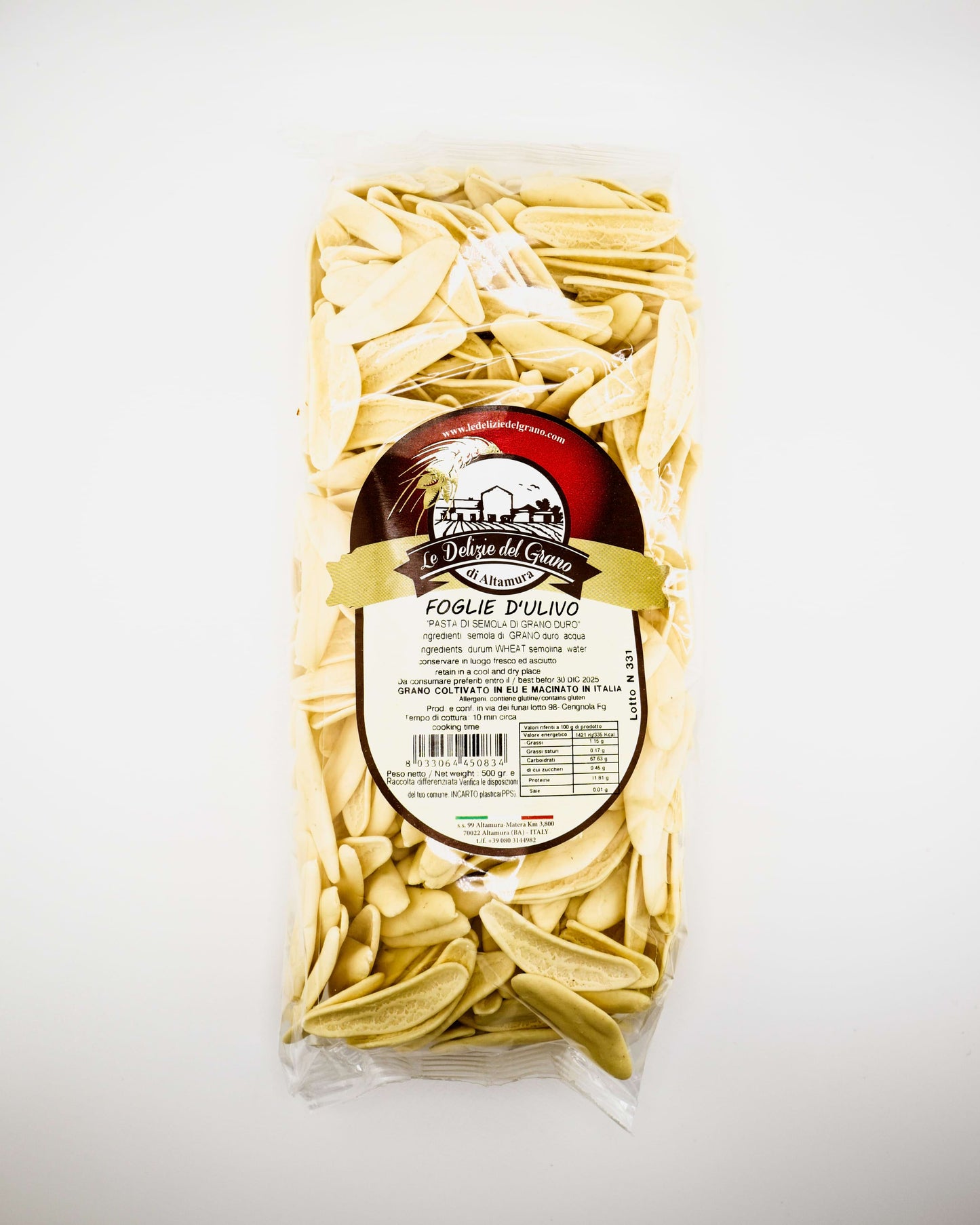 Foglie D'ulivo Pasta on a white background