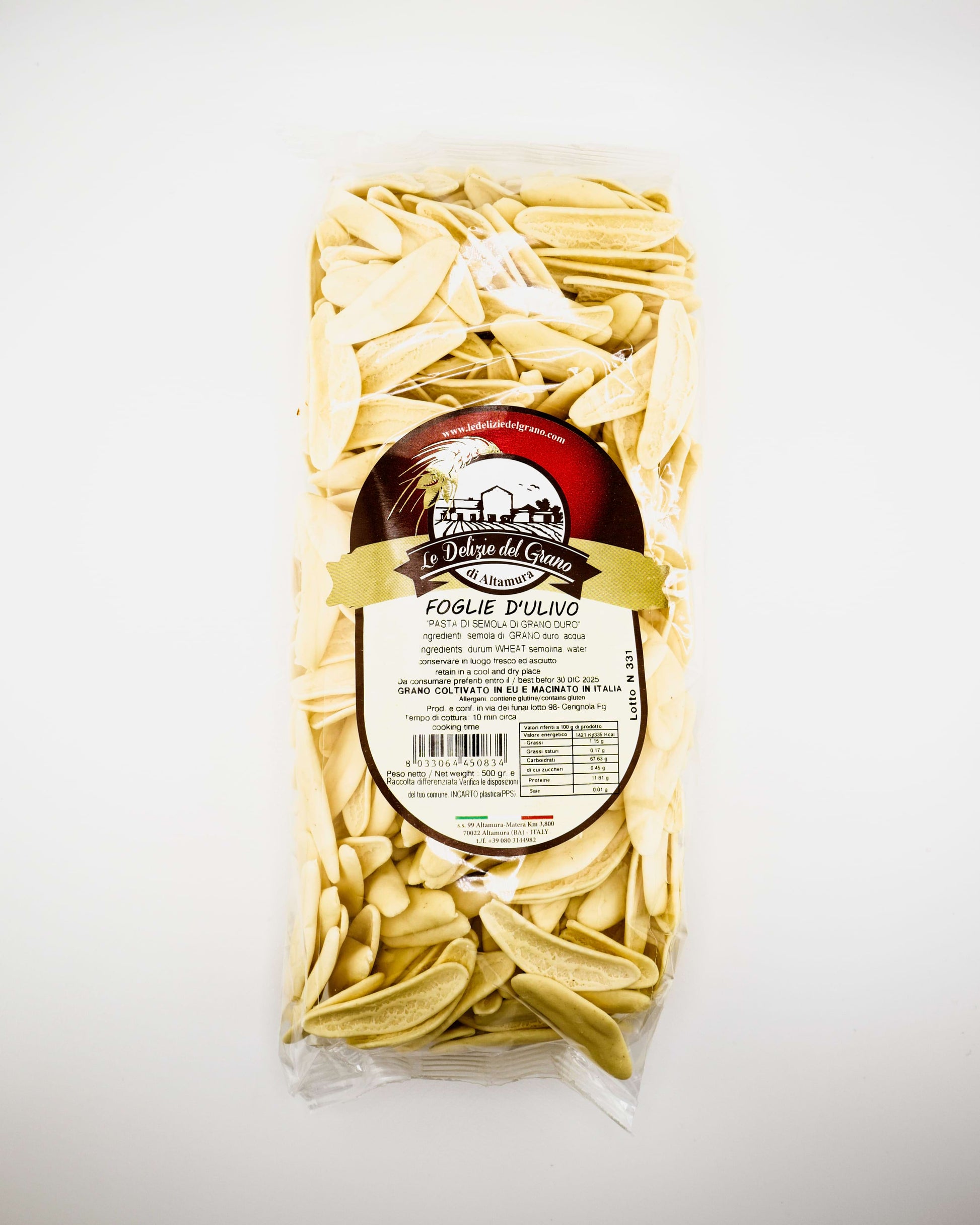 Foglie D'ulivo Pasta on a white background